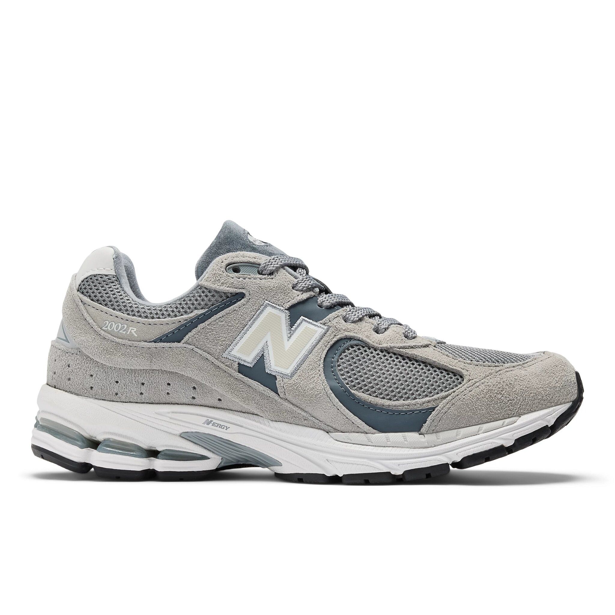 NEW BALANCE 2002R M2002RST