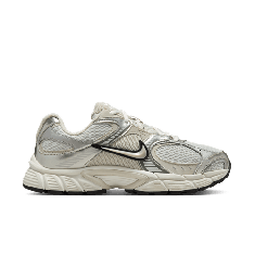 NIKE W V5 RNR HQ7901-104