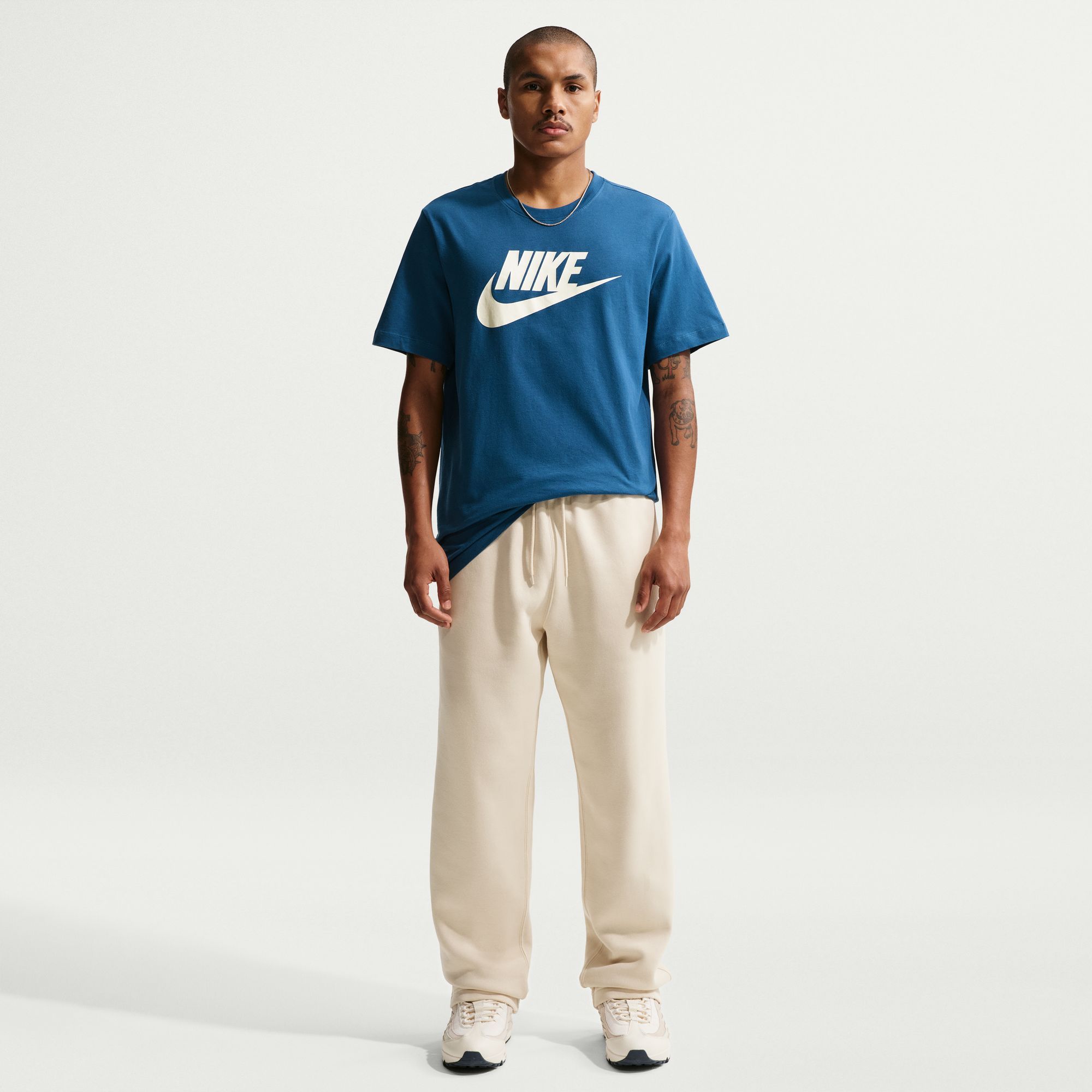 Nike Ανδρικό Κοντομάνικο T-Shirt AR5004-476