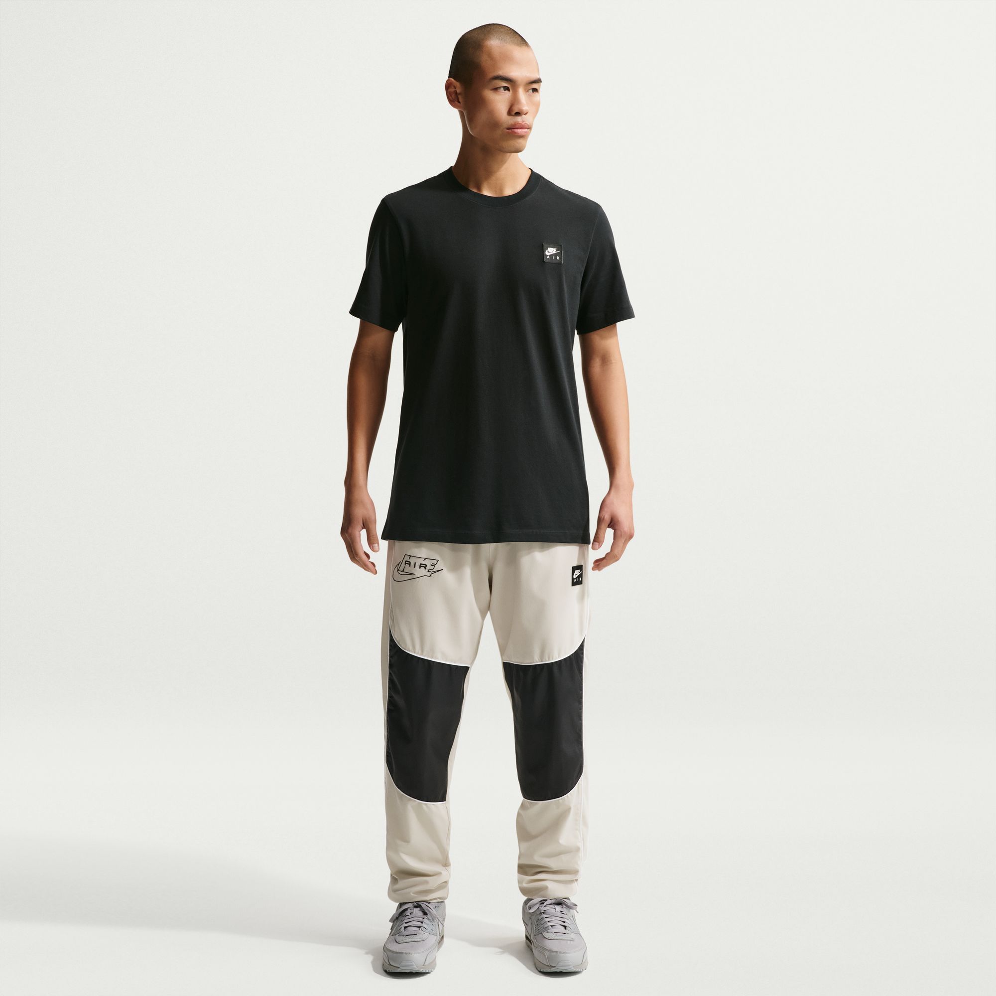 NIKE TSHIRT STD NIKE AIR PATCH IO9514-010