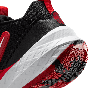 NIKE TEAM HUSTLE BASKET 12 HF6279-001