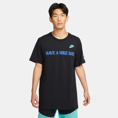 NIKE M NSW TEE ESS+ STMT4  DM6397-010