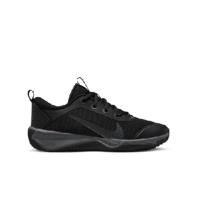 NIKE OMNI MULTI-COURT (GS) DM9027-001