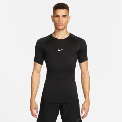 NIKE PRO Ανδρικό Κοντομάνικο T-shirt tight Dri-Fit FB7932-010